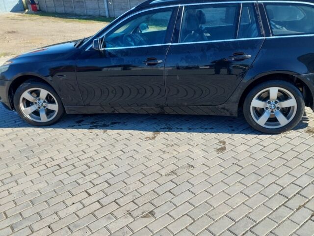 Синий БМВ 5 Серия, объемом двигателя 3 л и пробегом 350 тыс. км за 4560 $, фото 4 на Automoto.ua