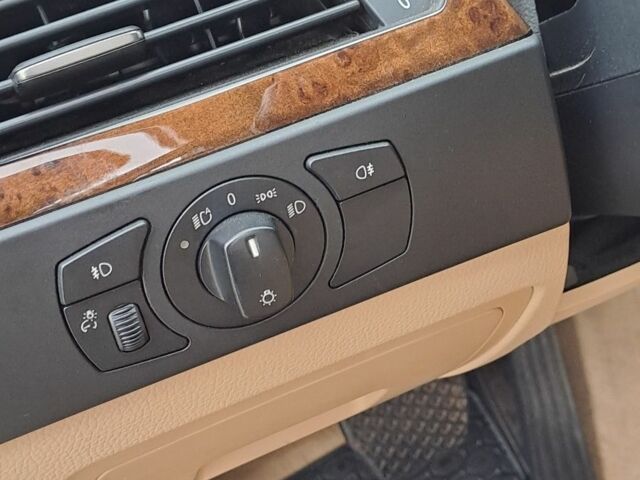 Синий БМВ 5 Серия, объемом двигателя 3 л и пробегом 405 тыс. км за 10500 $, фото 5 на Automoto.ua