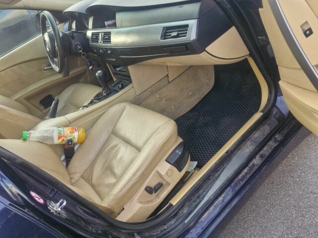 Синий БМВ 5 Серия, объемом двигателя 2.5 л и пробегом 634 тыс. км за 5000 $, фото 8 на Automoto.ua