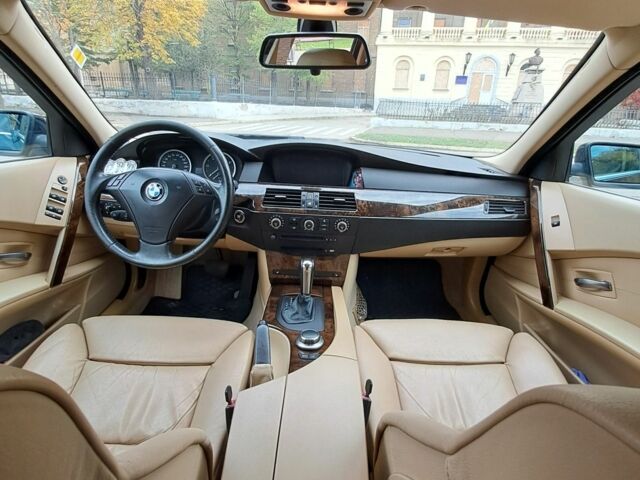 Синій БМВ 5 Серія, об'ємом двигуна 3 л та пробігом 412 тис. км за 10200 $, фото 23 на Automoto.ua