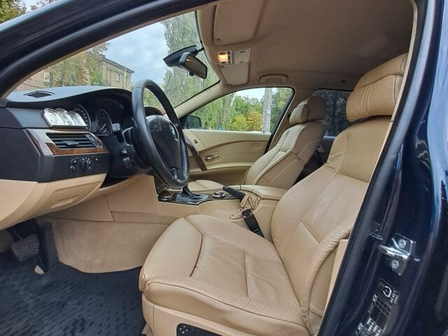 Синій БМВ 5 Серія, об'ємом двигуна 3 л та пробігом 412 тис. км за 10200 $, фото 8 на Automoto.ua