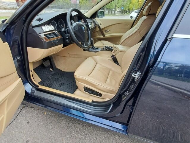 Синій БМВ 5 Серія, об'ємом двигуна 3 л та пробігом 412 тис. км за 10200 $, фото 9 на Automoto.ua