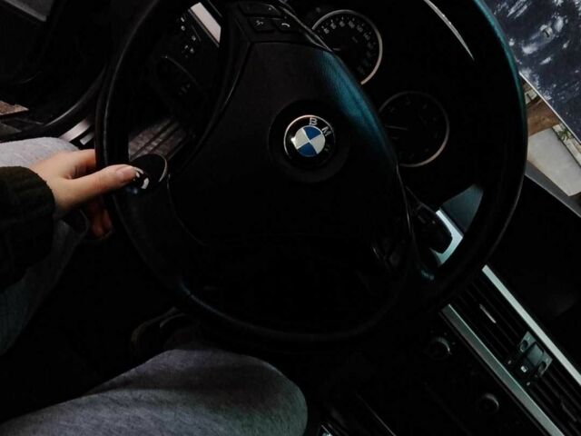 Синий БМВ 5 Серия, объемом двигателя 2.5 л и пробегом 261 тыс. км за 7902 $, фото 3 на Automoto.ua