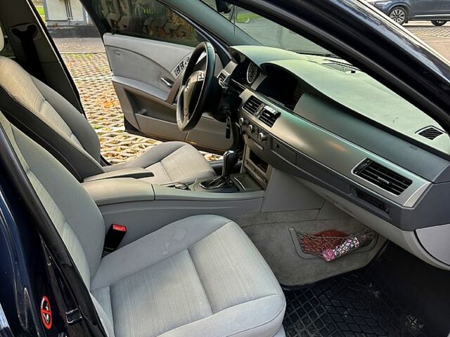 Синий БМВ 5 Серия, объемом двигателя 2.5 л и пробегом 410 тыс. км за 7600 $, фото 3 на Automoto.ua