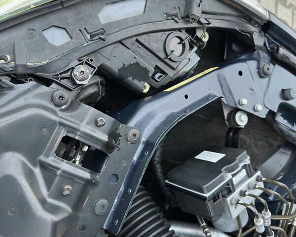 Синий БМВ 5 Серия, объемом двигателя 2.5 л и пробегом 313 тыс. км за 3999 $, фото 41 на Automoto.ua