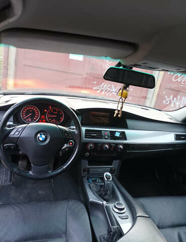 Синий БМВ 5 Серия, объемом двигателя 2 л и пробегом 300 тыс. км за 8200 $, фото 2 на Automoto.ua