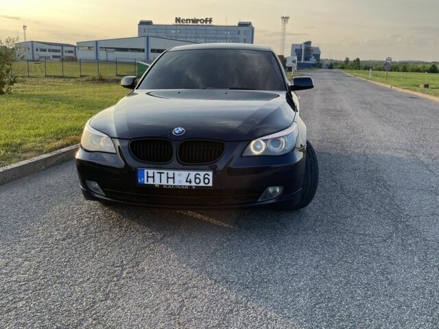 Синий БМВ 5 Серия, объемом двигателя 3 л и пробегом 374 тыс. км за 4999 $, фото 1 на Automoto.ua
