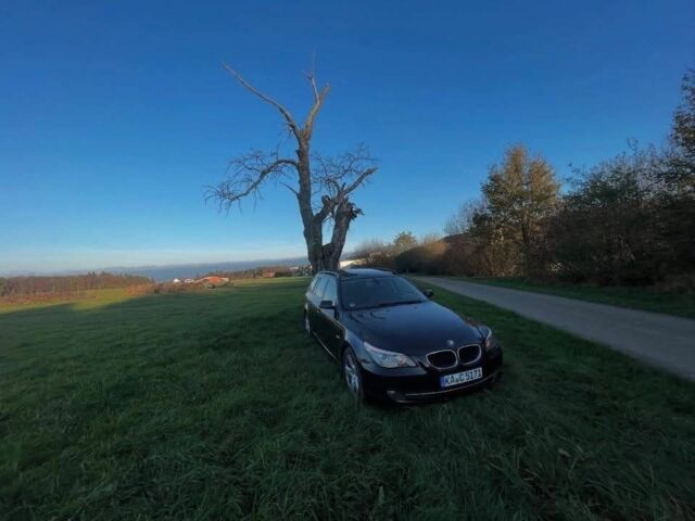 БМВ 5 Серия 2009 в Хмельницком на Automoto.ua Синий БМВ 5 Серия, объемом двигателя 2 л и пробегом 266 тыс. км за 5000 $, фото 7 на Automoto.ua