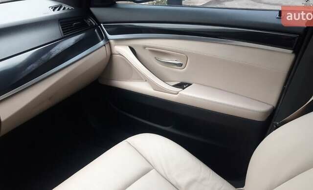 Синий БМВ 5 Серия, объемом двигателя 2 л и пробегом 349 тыс. км за 11500 $, фото 12 на Automoto.ua