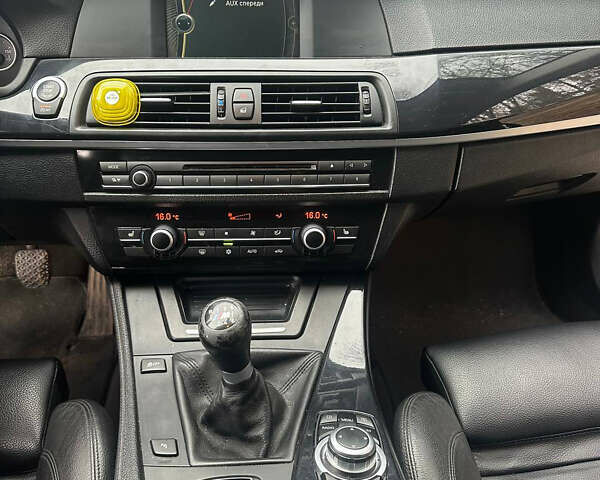 Синий БМВ 5 Серия, объемом двигателя 2 л и пробегом 300 тыс. км за 11500 $, фото 33 на Automoto.ua