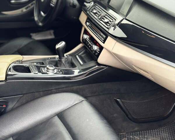 Синий БМВ 5 Серия, объемом двигателя 2 л и пробегом 290 тыс. км за 9999 $, фото 13 на Automoto.ua