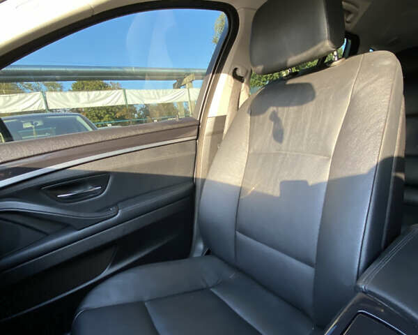 Синий БМВ 5 Серия, объемом двигателя 2 л и пробегом 262 тыс. км за 13400 $, фото 22 на Automoto.ua