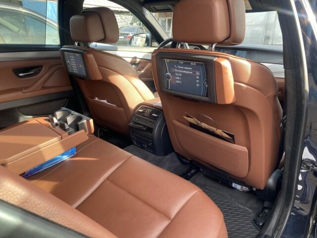 Синий БМВ 5 Серия, объемом двигателя 3 л и пробегом 300 тыс. км за 17500 $, фото 4 на Automoto.ua