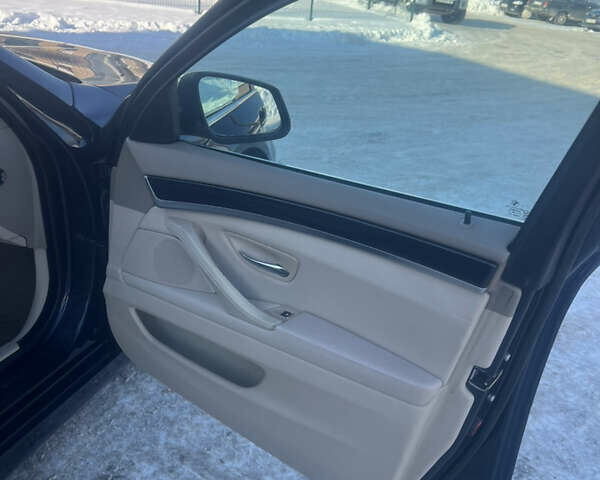 Синій БМВ 5 Серія, об'ємом двигуна 2 л та пробігом 280 тис. км за 11299 $, фото 16 на Automoto.ua