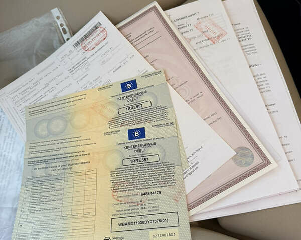 Синій БМВ 5 Серія, об'ємом двигуна 2 л та пробігом 331 тис. км за 14000 $, фото 52 на Automoto.ua