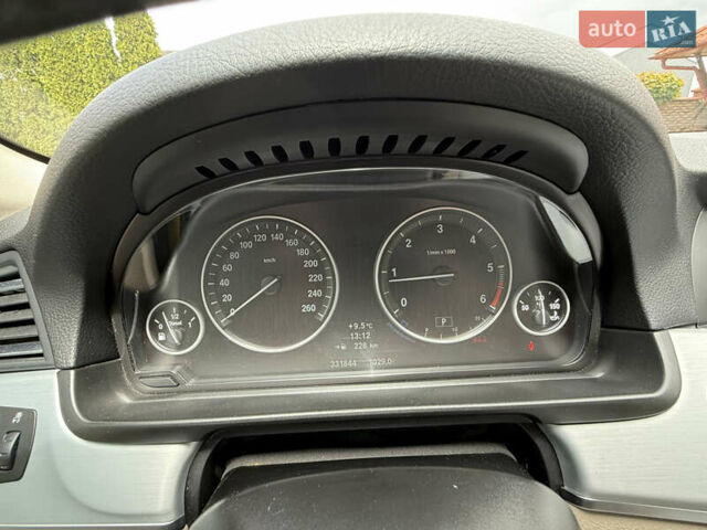 Синій БМВ 5 Серія, об'ємом двигуна 2 л та пробігом 331 тис. км за 14000 $, фото 31 на Automoto.ua