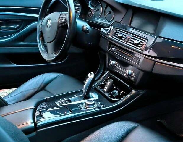 Синий БМВ 5 Серия, объемом двигателя 3 л и пробегом 230 тыс. км за 14036 $, фото 15 на Automoto.ua