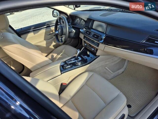 Синій БМВ 5 Серія, об'ємом двигуна 2 л та пробігом 230 тис. км за 17500 $, фото 7 на Automoto.ua