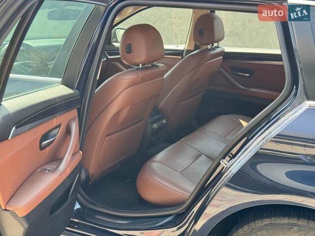 Синий БМВ 5 Серия, объемом двигателя 2 л и пробегом 137 тыс. км за 16440 $, фото 10 на Automoto.ua