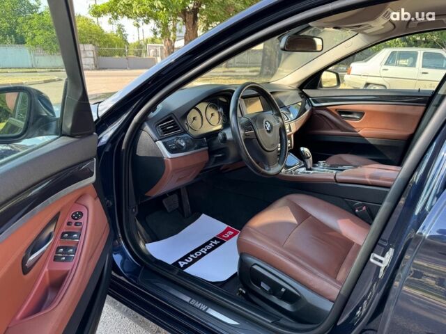 Синий БМВ 5 Серия, объемом двигателя 2 л и пробегом 137 тыс. км за 17990 $, фото 10 на Automoto.ua