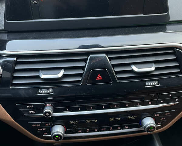 Синий БМВ 5 Серия, объемом двигателя 2 л и пробегом 164 тыс. км за 17600 $, фото 12 на Automoto.ua