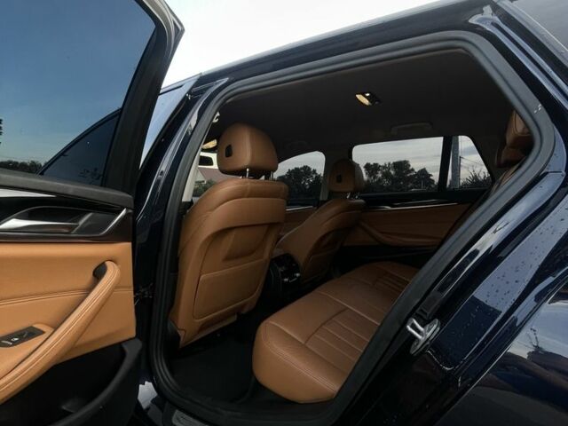 Синій БМВ 5 Серія, об'ємом двигуна 2 л та пробігом 205 тис. км за 20500 $, фото 7 на Automoto.ua