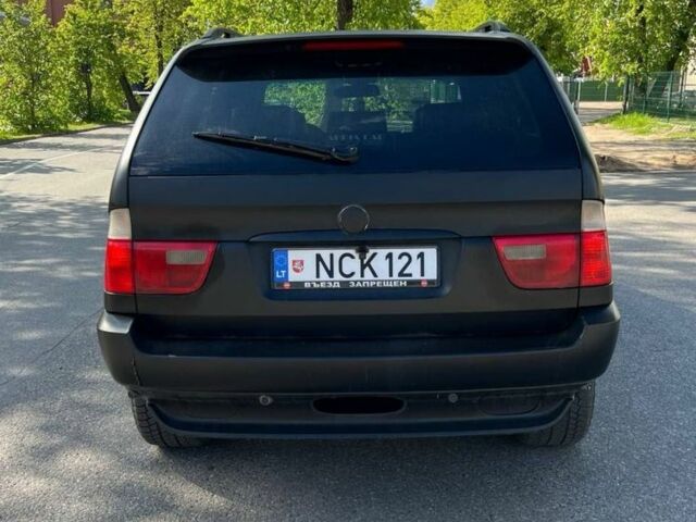 Синий БМВ 5 Серия, объемом двигателя 0 л и пробегом 300 тыс. км за 4700 $, фото 3 на Automoto.ua