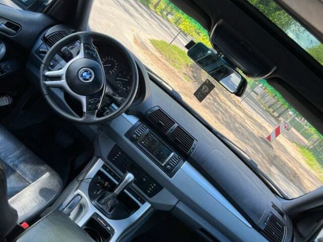 Синий БМВ 5 Серия, объемом двигателя 0 л и пробегом 300 тыс. км за 4700 $, фото 2 на Automoto.ua