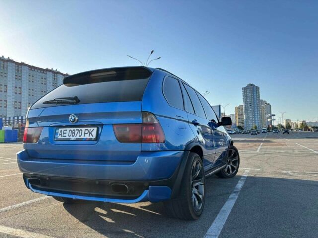 Синий БМВ 5 Серия, объемом двигателя 4.8 л и пробегом 289 тыс. км за 12800 $, фото 4 на Automoto.ua