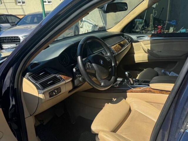 Синий БМВ 5 Серия, объемом двигателя 3 л и пробегом 220 тыс. км за 16000 $, фото 5 на Automoto.ua