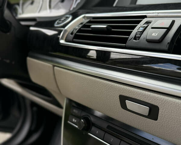Синій БМВ 5 Серія, об'ємом двигуна 2.99 л та пробігом 270 тис. км за 12900 $, фото 45 на Automoto.ua