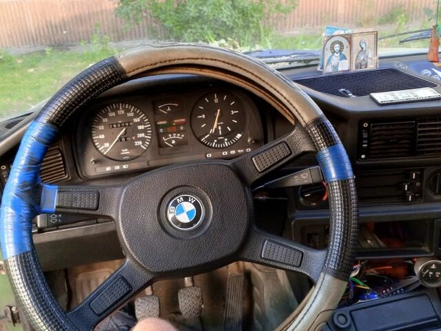 Зеленый БМВ 5 Серия, объемом двигателя 2 л и пробегом 262 тыс. км за 1000 $, фото 2 на Automoto.ua