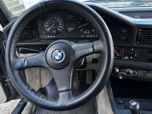 Зелений БМВ 5 Серія, об'ємом двигуна 2 л та пробігом 280 тис. км за 1400 $, фото 15 на Automoto.ua