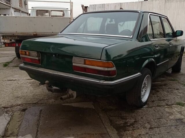 Зеленый БМВ 5 Серия, объемом двигателя 0 л и пробегом 123 тыс. км за 850 $, фото 1 на Automoto.ua