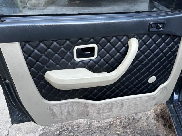 Зелений БМВ 5 Серія, об'ємом двигуна 2 л та пробігом 280 тис. км за 1400 $, фото 12 на Automoto.ua