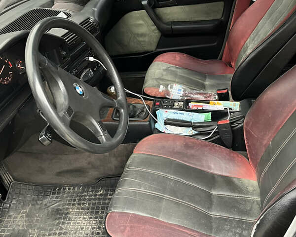 Зеленый БМВ 5 Серия, объемом двигателя 2.5 л и пробегом 300 тыс. км за 2500 $, фото 5 на Automoto.ua