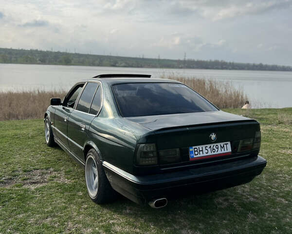 Зелений БМВ 5 Серія, об'ємом двигуна 2 л та пробігом 200 тис. км за 4500 $, фото 5 на Automoto.ua