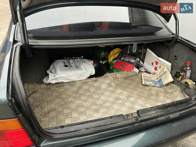 Зеленый БМВ 5 Серия, объемом двигателя 2.5 л и пробегом 300 тыс. км за 2500 $, фото 9 на Automoto.ua