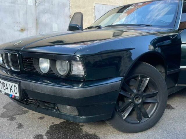 Зелений БМВ 5 Серія, об'ємом двигуна 2.4 л та пробігом 340 тис. км за 2100 $, фото 2 на Automoto.ua