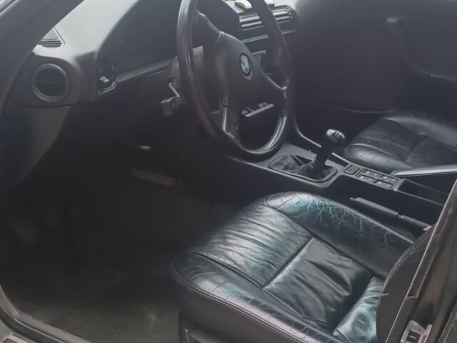 Зеленый БМВ 5 Серия, объемом двигателя 2.5 л и пробегом 304 тыс. км за 2500 $, фото 4 на Automoto.ua