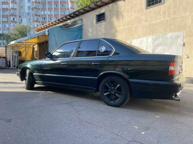 Зелений БМВ 5 Серія, об'ємом двигуна 2.4 л та пробігом 340 тис. км за 2100 $, фото 12 на Automoto.ua