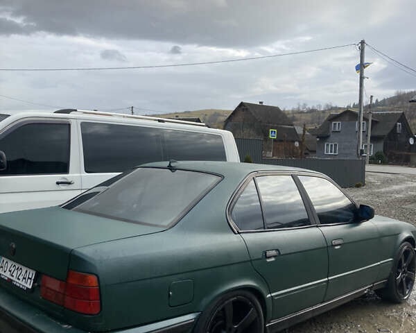 Зеленый БМВ 5 Серия, объемом двигателя 2 л и пробегом 320 тыс. км за 1800 $, фото 9 на Automoto.ua