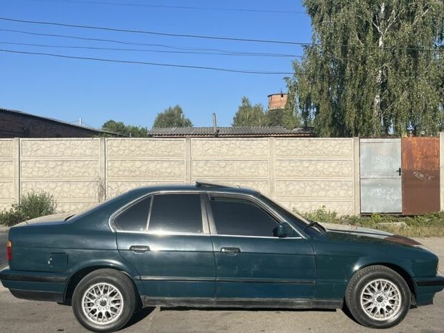 Зелений БМВ 5 Серія, об'ємом двигуна 2 л та пробігом 200 тис. км за 2500 $, фото 1 на Automoto.ua