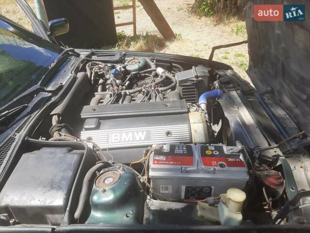 Зелений БМВ 5 Серія, об'ємом двигуна 2.5 л та пробігом 369 тис. км за 3000 $, фото 7 на Automoto.ua