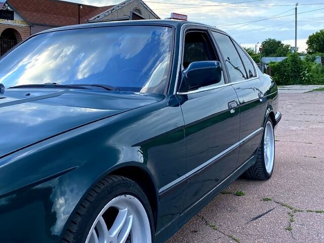 Зеленый БМВ 5 Серия, объемом двигателя 2 л и пробегом 260 тыс. км за 4600 $, фото 1 на Automoto.ua