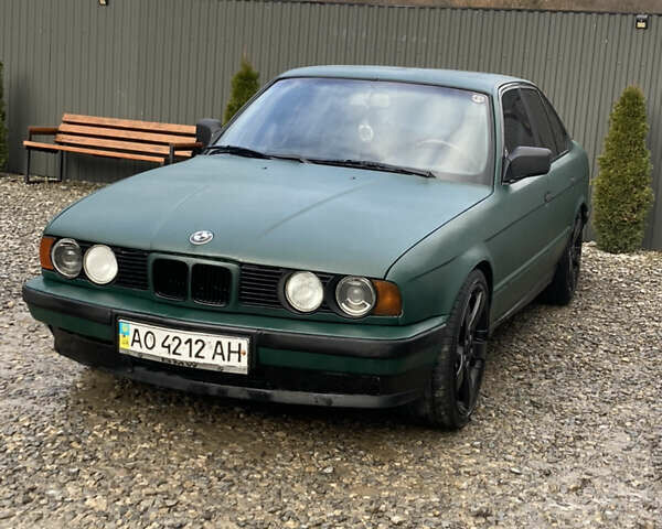 Зеленый БМВ 5 Серия, объемом двигателя 2 л и пробегом 320 тыс. км за 1800 $, фото 7 на Automoto.ua