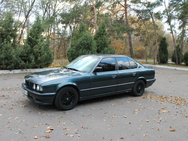 Зелений БМВ 5 Серія, об'ємом двигуна 2.5 л та пробігом 200 тис. км за 3500 $, фото 2 на Automoto.ua