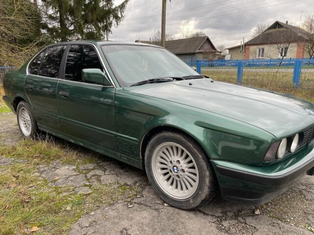Зеленый БМВ 5 Серия, объемом двигателя 2 л и пробегом 520 тыс. км за 2000 $, фото 2 на Automoto.ua