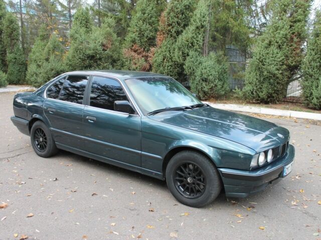 Зелений БМВ 5 Серія, об'ємом двигуна 2.5 л та пробігом 200 тис. км за 3500 $, фото 10 на Automoto.ua