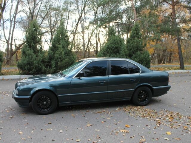 Зелений БМВ 5 Серія, об'ємом двигуна 2.5 л та пробігом 200 тис. км за 3500 $, фото 3 на Automoto.ua